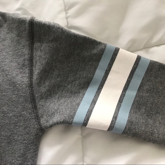 Hollister Sweatshirt Blue Grey Top Size Medium - Picture 5 of 6